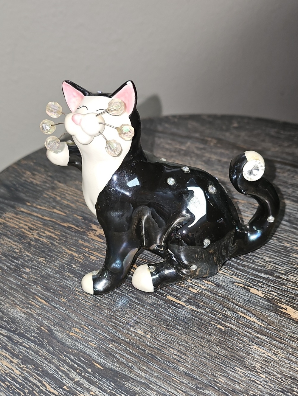 Amy Lacombe Cat With Rhinestones